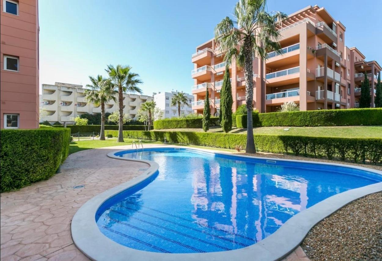 Beachfront Seaview Litoralmar Apt, Fast Wifi, Airco, Pool, Private Parking Portimão Exterior photo