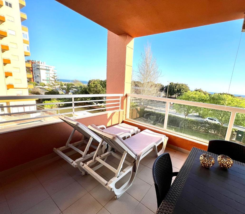 Beachfront Seaview Litoralmar Apt, Fast Wifi, Airco, Pool, Private Parking Portimão Exterior photo